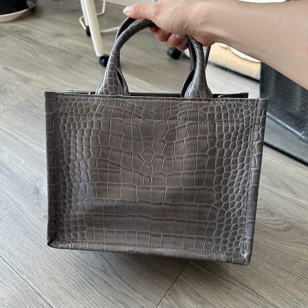 Faux leather handbag NWOT